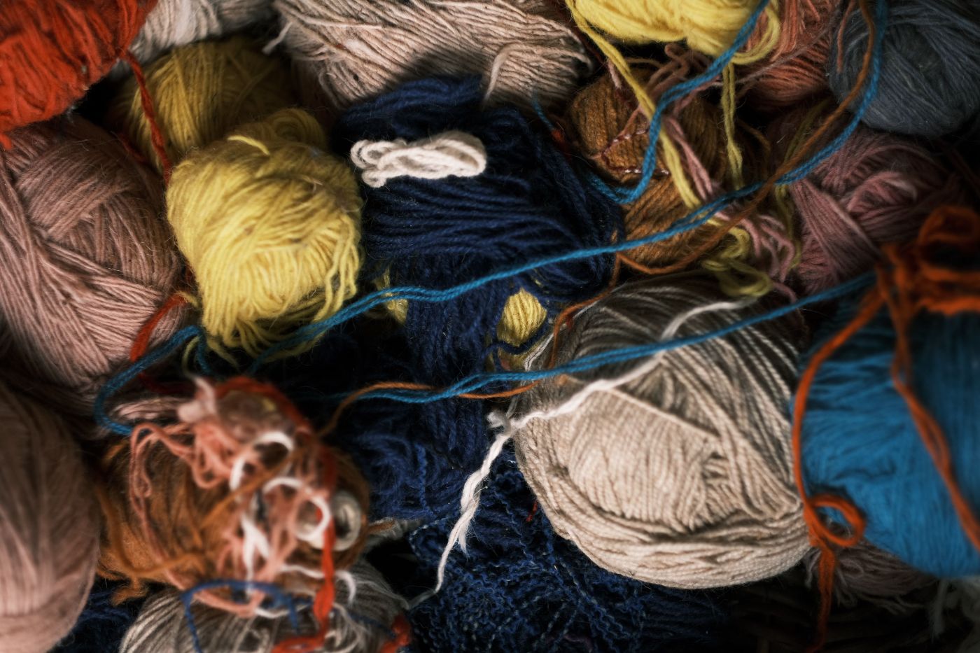 Tangled balls of yarn